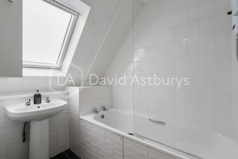 34 Outram Place, London, N1 0UX