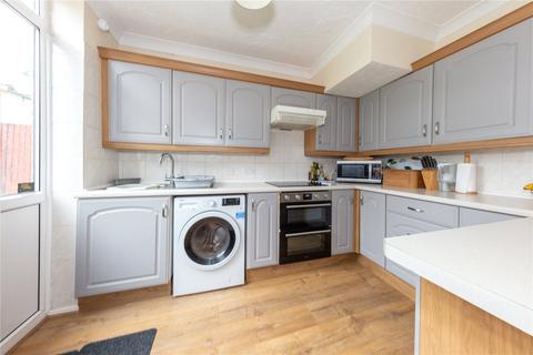 35 Sunningdale, Luton, LU2 7TF
