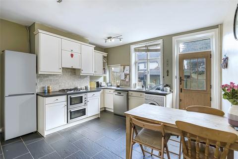 16 North Parade, Burley In Wharfedale, Ilkley, LS29 7JR