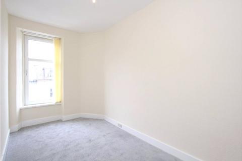 2 bedroom flat to rent, Richmond Terrace, Rosemount, Aberdeen, AB25