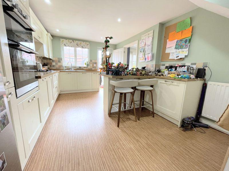 Kitchen/breakfast