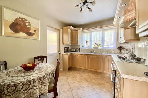 10 Kestrel Drive, Sutton Coldfield, B74 4XW