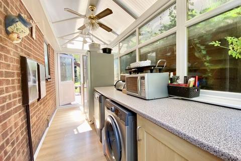 10 Kestrel Drive, Sutton Coldfield, B74 4XW