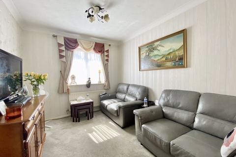10 Kestrel Drive, Sutton Coldfield, B74 4XW