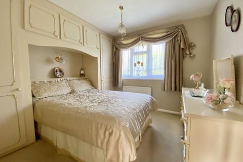 10 Kestrel Drive, Sutton Coldfield, B74 4XW