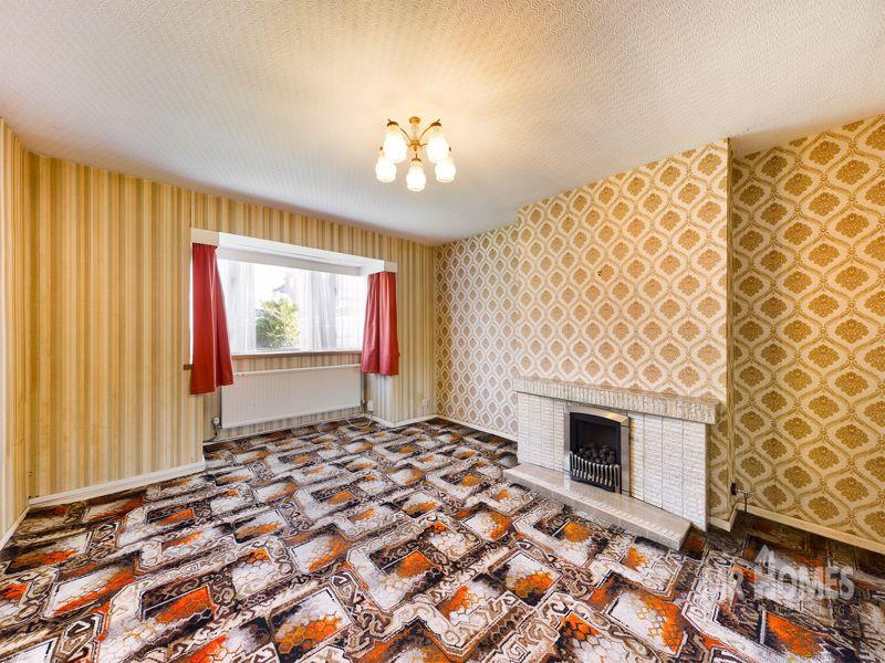 Brundall Crescent Culverhouse Cross... 3 bed semidetached house £220,000