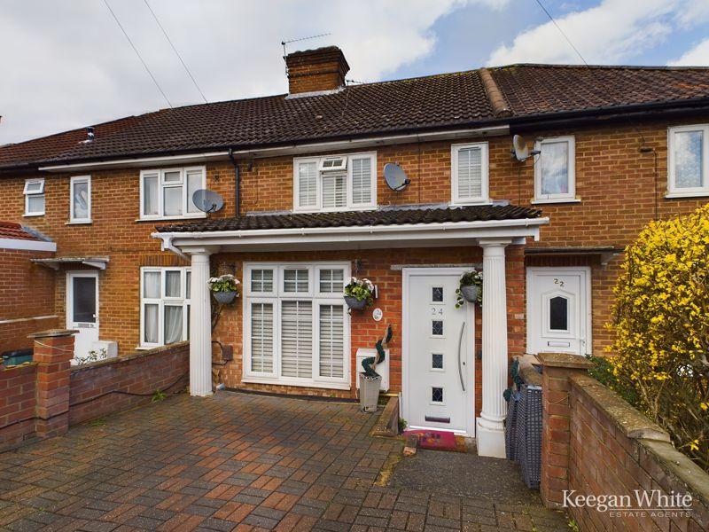 Spearing Road, High Wycombe 3 bed terraced house - £400,000