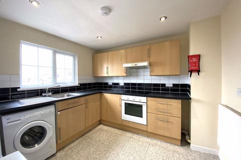 2 bedroom flat to rent, Furnished Flat. Stow Hill, Newport