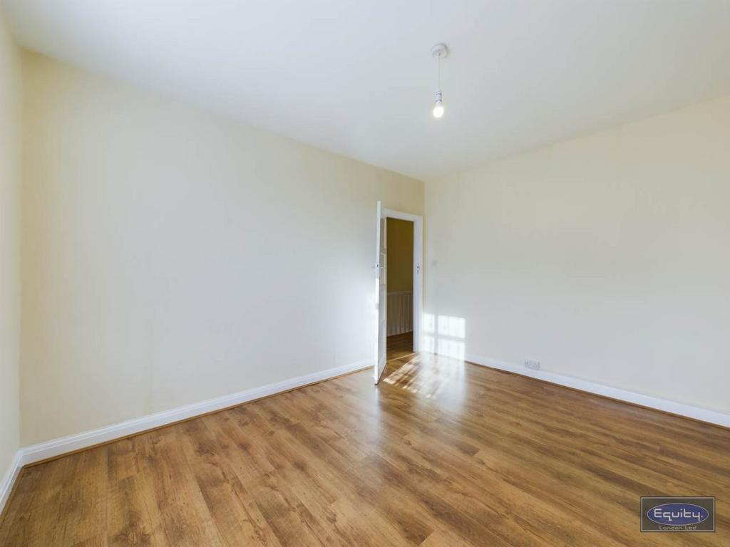 Bedroom One (3)