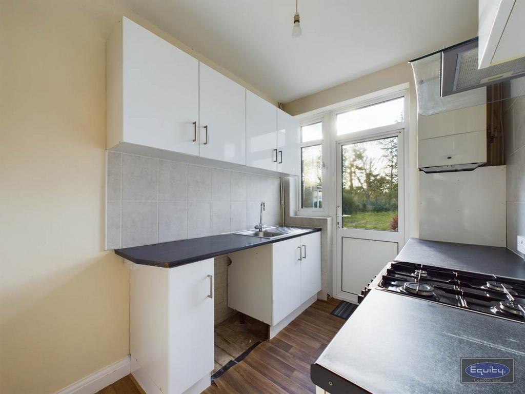 Kitchen (2)