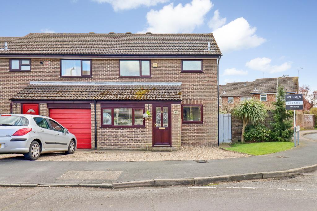 Cypress Avenue, Ashford, Kent, TN23 3JS 3 bed end of terrace house £