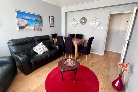 2 bedroom flat to rent, Argosy House, London, SE8 3QZ