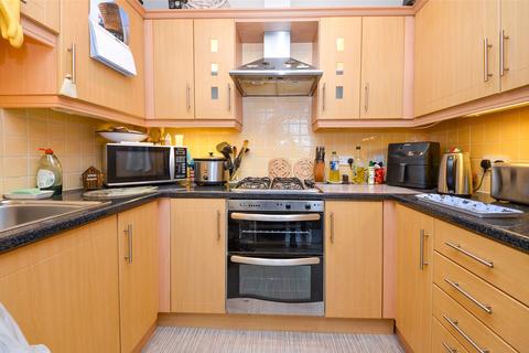 1 bedroom apartment for sale, Royal Manor Park, 34 Queens Road, Llandudno, Conwy, LL30