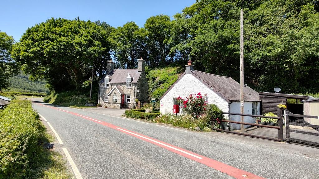 Llanafan, Aberystwyth, SY23 4 bed property with land for sale £795,000