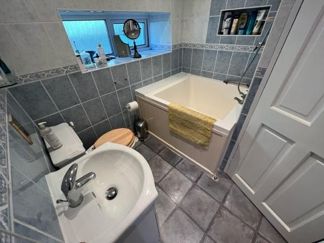 Upstairs Bathroom