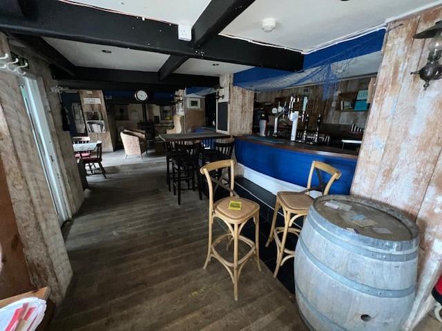 Bar and Lounge