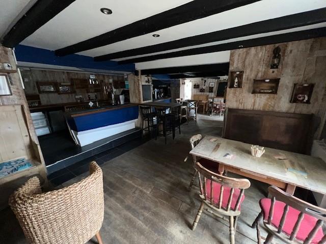 Bar and Lounge