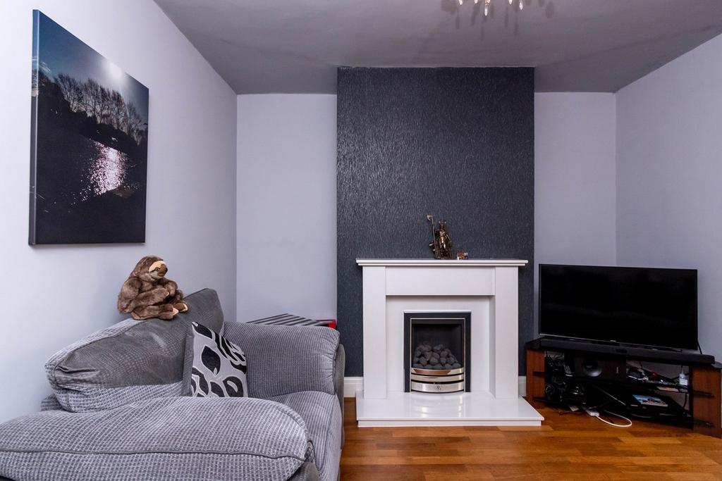 Withers Avenue, Warrington, WA2 3 bed semidetached house for sale £