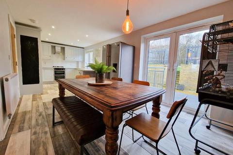 18 Blenheim Rise, Randwick, Stroud, GL6 6FA