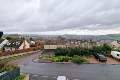 18 Blenheim Rise, Randwick, Stroud, GL6 6FA