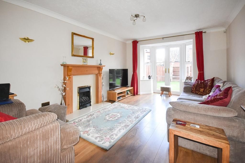 Sandfield Meadow, Lichfield, WS13 4 bed detached house £425,000