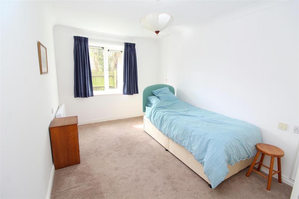 Bedroom 1 New.JPG