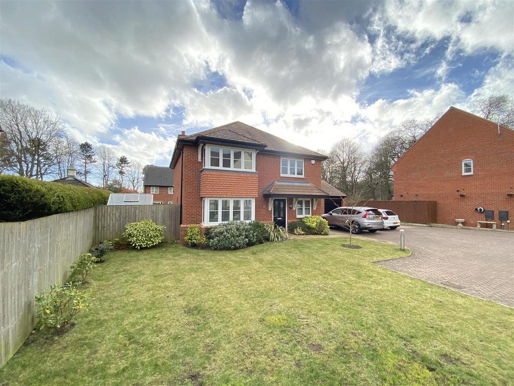 College Way, Eastham, Wirral 4 bed detached house £450,000
