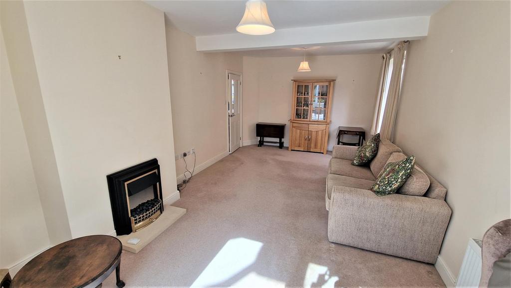 Birch Grove, Chippenham 2 bed detached bungalow £350,000