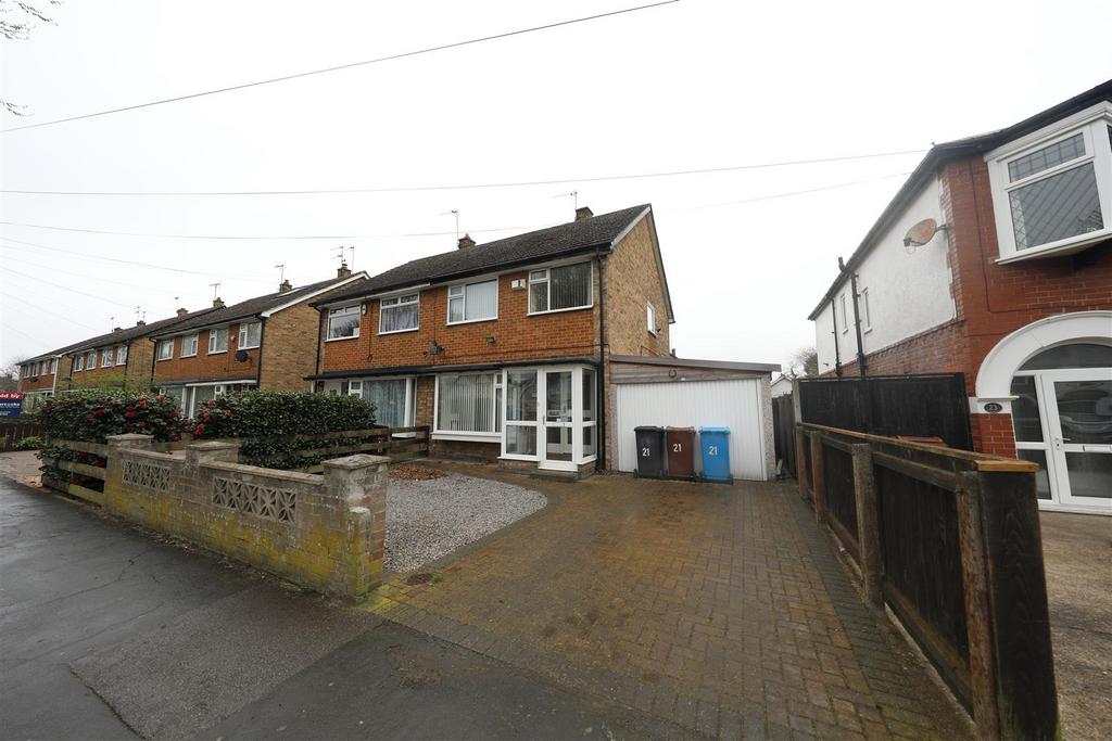 Hall Road, Hull 3 bed semidetached house for sale £170,000