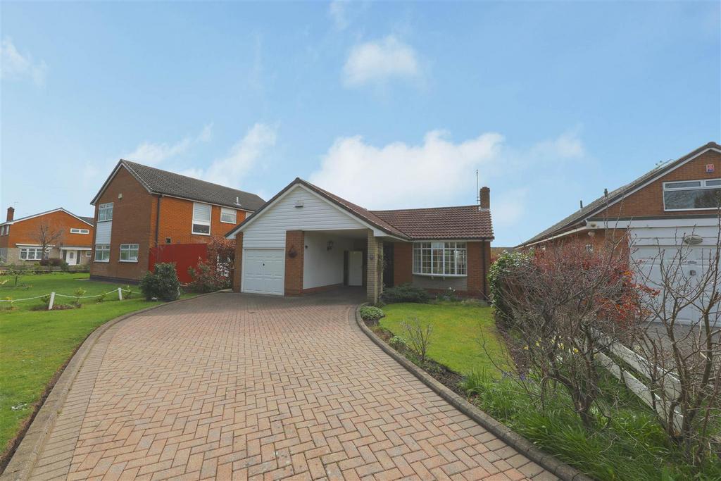 Southwood Road, Cottingham 3 bed detached bungalow for sale £300,000
