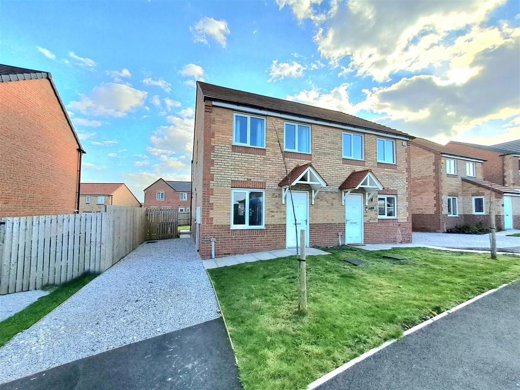 Thomas Hill Grove, Kilnhurst, Mexborough 3 bed semidetached house for