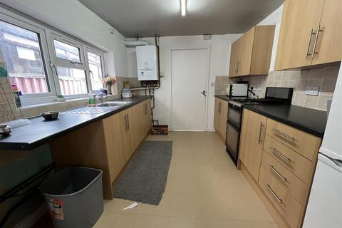 48 Farcroft Avenue, Birmingham, B21 8AG