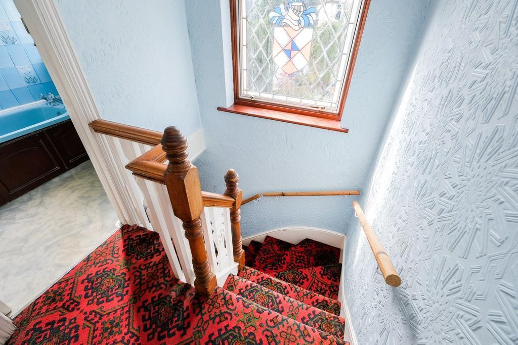 2 Blake Hall Crescent-3 resized.jpg