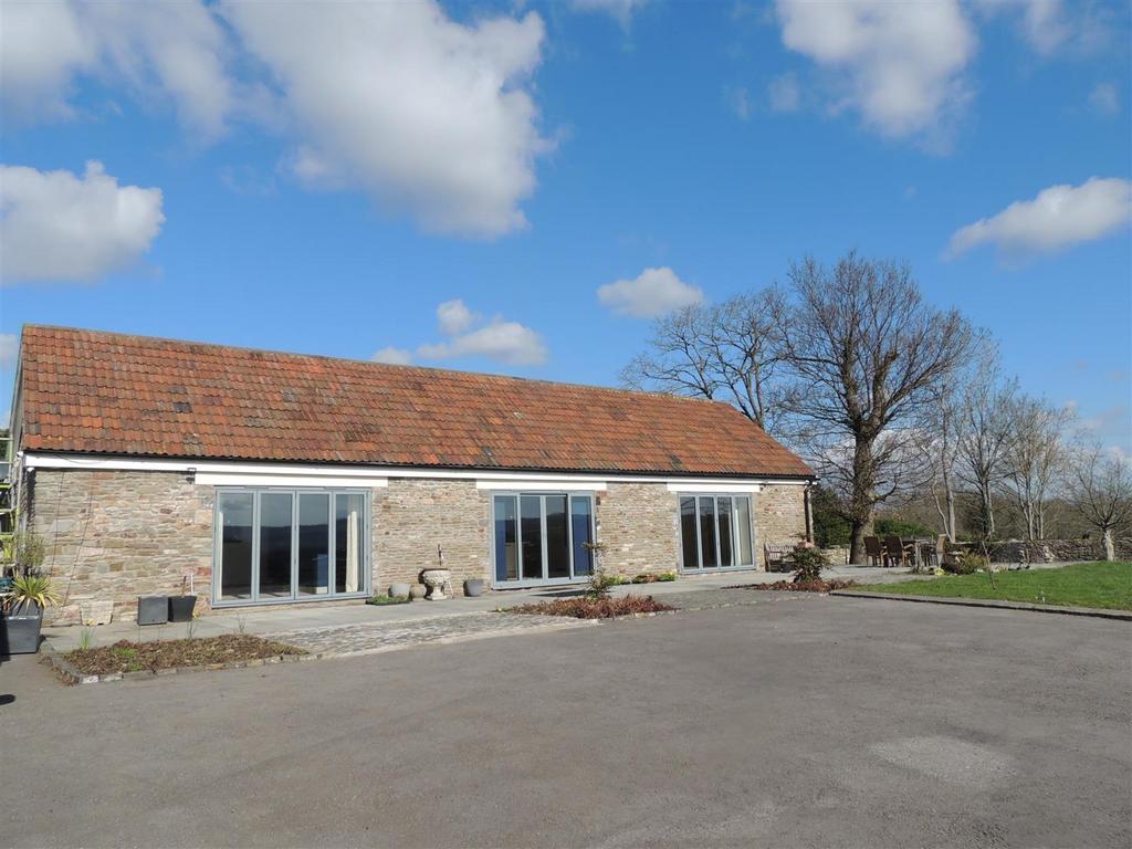 Willsbridge Hill, Willsbridge, Bristol 1 bed detached bungalow £2,200 pcm (£508 pw)