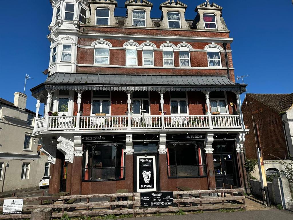 EASTBOURNE PUB Property to rent £1,500 pcm (£346 pw)