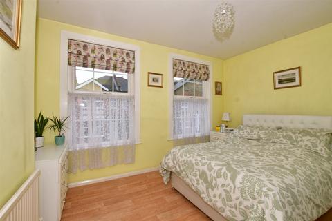 11 Burgess Road, Sutton, SM1 1RW