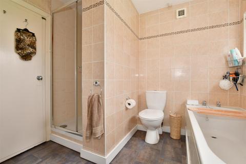 11 Burgess Road, Sutton, SM1 1RW