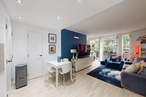 3 bedroom apartment for sale, John Harrison Way, Greenwich, London, SE10