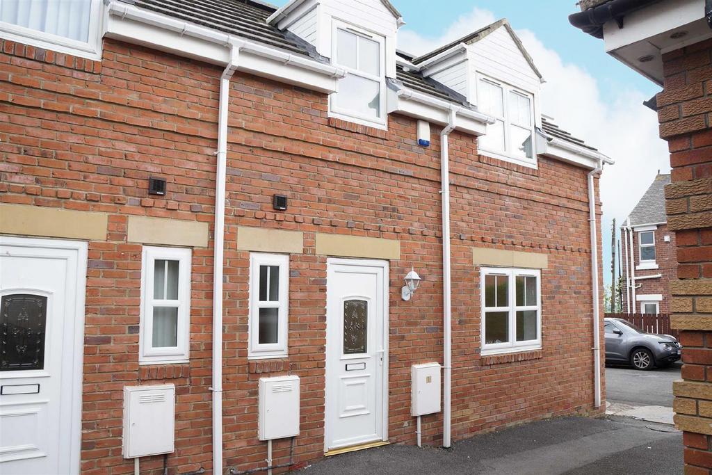 The Fell, Burnopfield, Newcastle Upon... House £700 pcm (£162 pw)