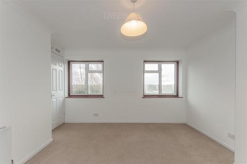 164 Old Road, Dartford, DA1 4DY