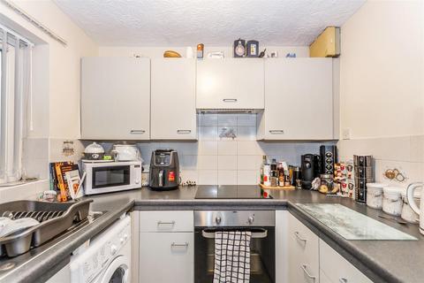 Flat 1, Merton Court Church Road, Welling, DA16 3DD
