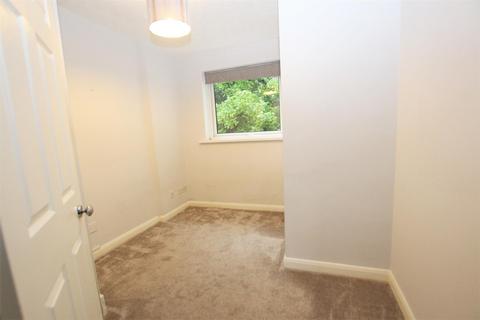 Flat 2, 72 Parkhill Road, Bexley, DA5 1HY