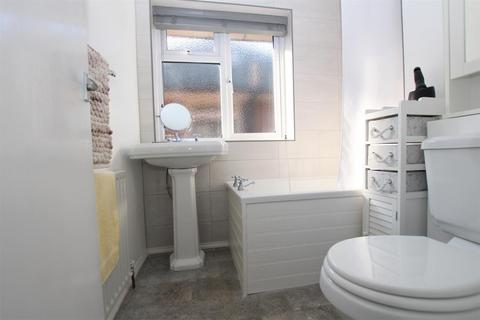 1b Crayford Road, Dartford, DA1 4AN