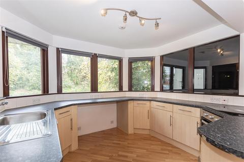 176 Old Road, Crayford, Dartford, DA1 4DY