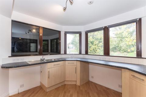 176 Old Road, Crayford, Dartford, DA1 4DY