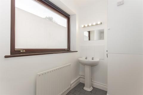 176 Old Road, Crayford, Dartford, DA1 4DY