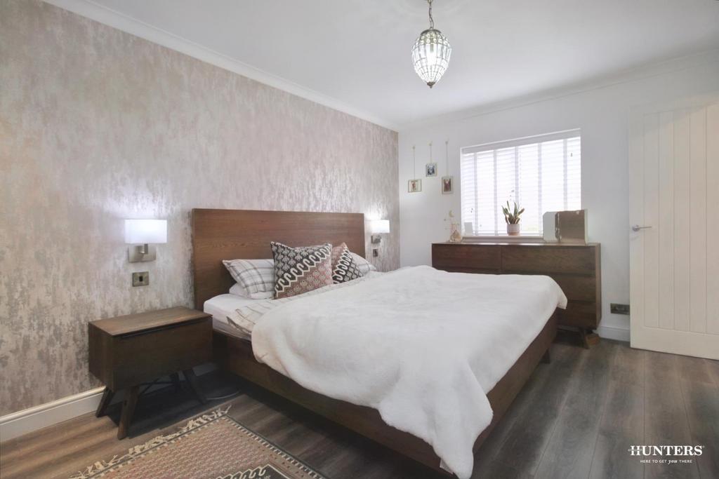 Master Bedroom Image 2