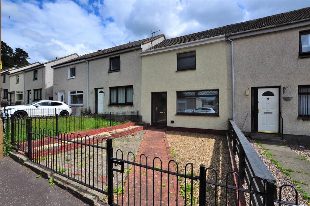 Tay Court, Alloa 2 bed terraced house £700 pcm (£162 pw)