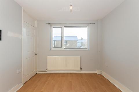 21 Whitehill Road, Crayford, Dartford, DA1 4AB