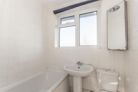21 Whitehill Road, Crayford, Dartford, DA1 4AB